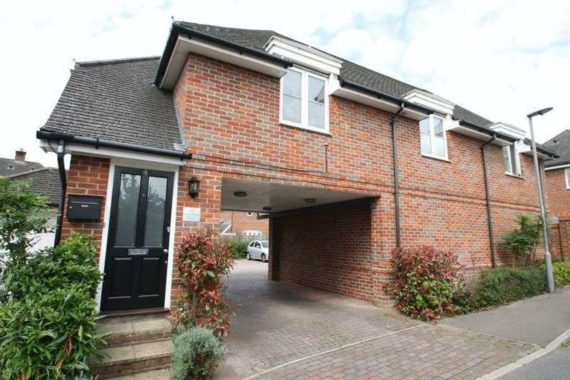 2 Bedroom Flat